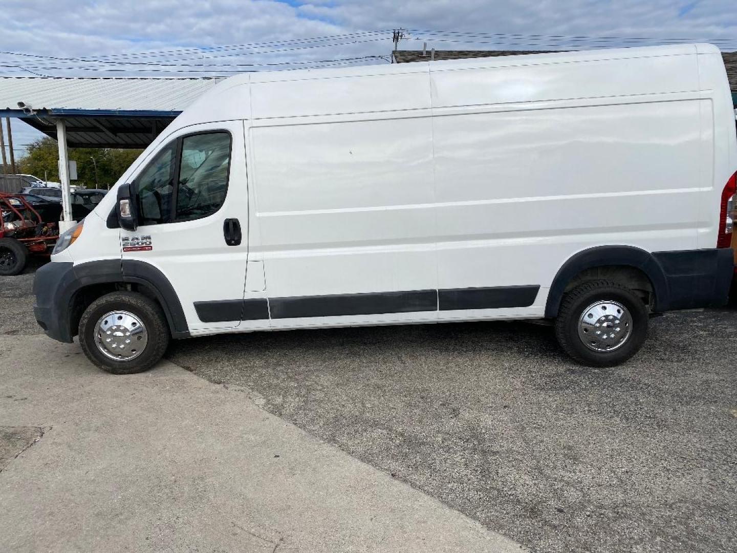 2017 White /Gray RAM Promaster (3C6TRVDG1HE) , located at 1687 Business 35 S, New Braunfels, TX, 78130, (830) 625-7159, 29.655487, -98.051491 - Photo#1